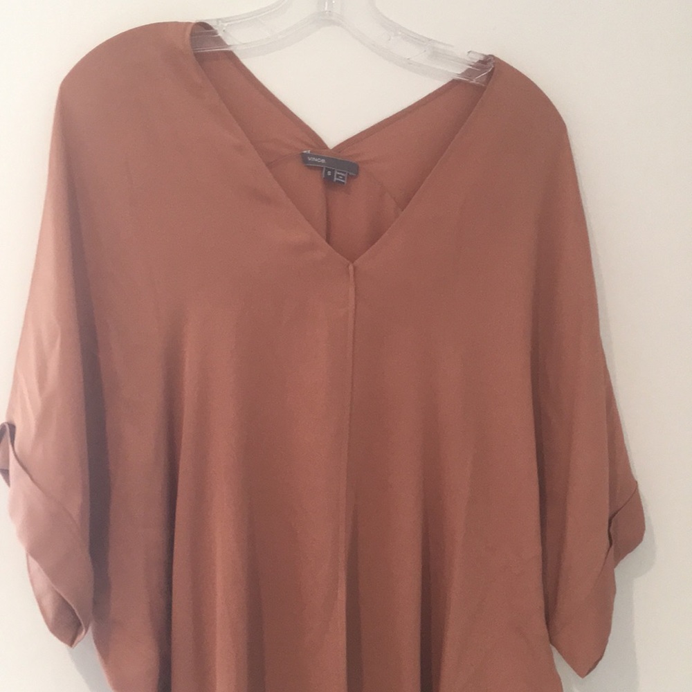 Vince peachy / pink blouse